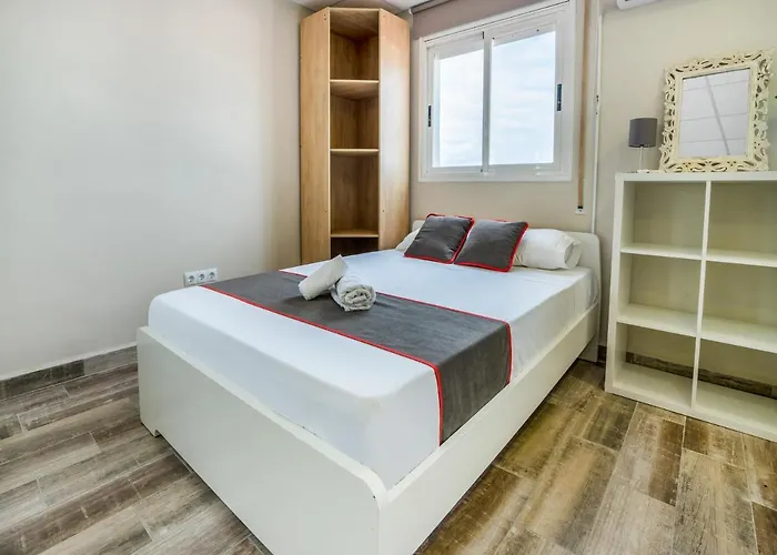 El Patio De La Luna By VivereHostal